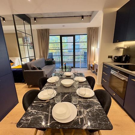 Amazing Cosy Apartment, Next To O2 Arena And Close To London Excel, Secure Parking Buitenkant foto