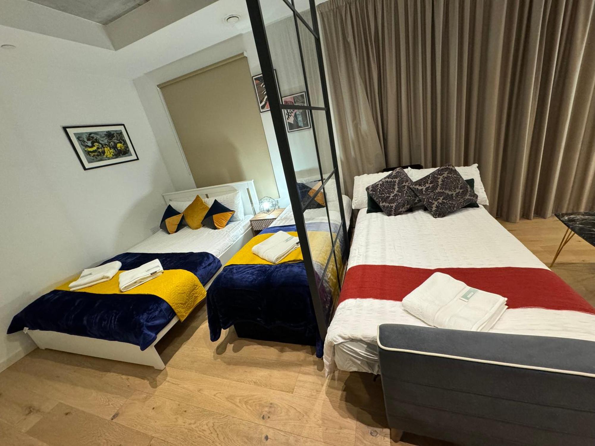 Amazing Cosy Apartment, Next To O2 Arena And Close To London Excel, Secure Parking Buitenkant foto