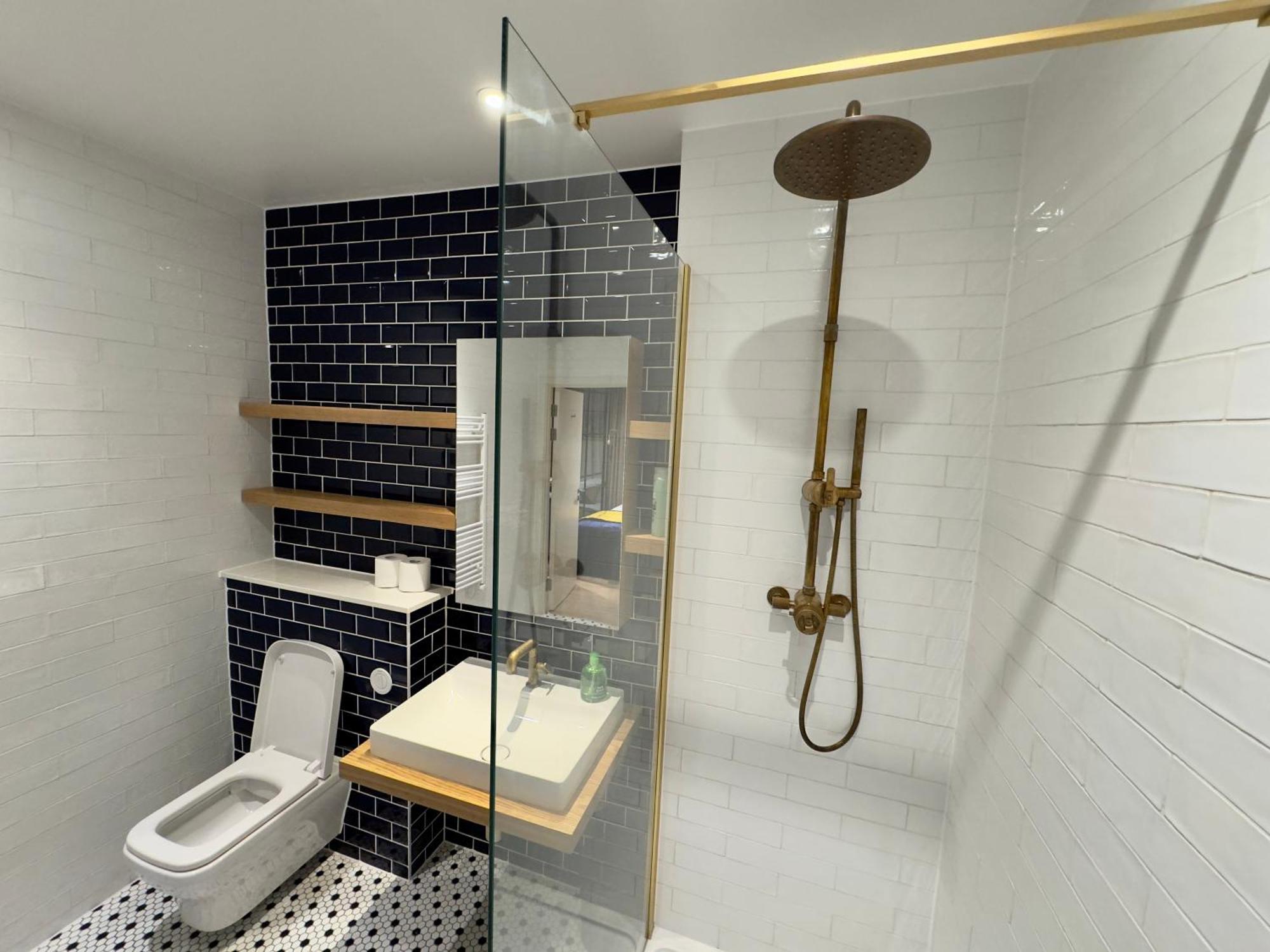 Amazing Cosy Apartment, Next To O2 Arena And Close To London Excel, Secure Parking Buitenkant foto